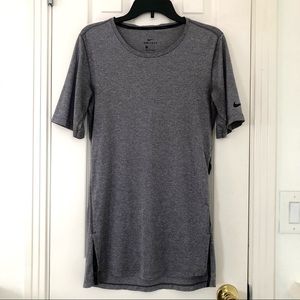 Nike Men’s Dri Fit shirt Size Small